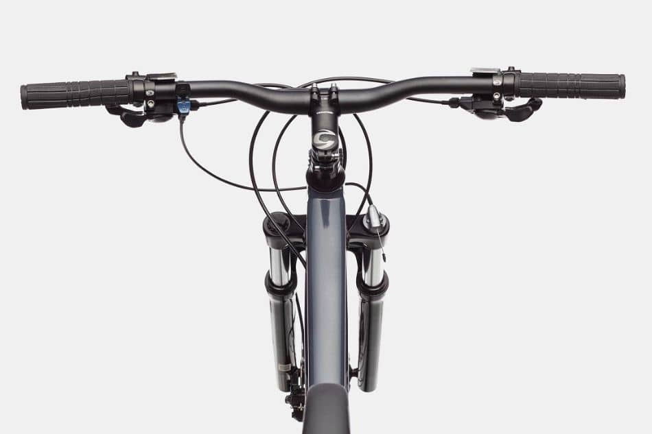 handlebars and brakes of Cannondale Trail 6 mountain bike